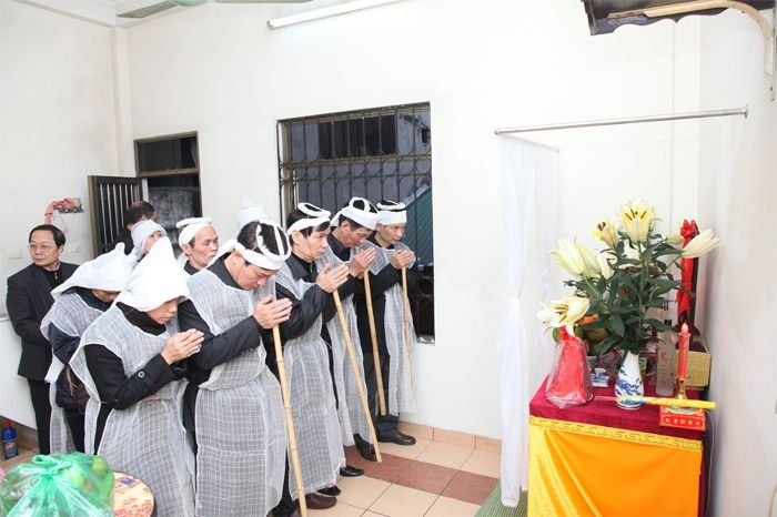 Mơ thấy đám ma đánh con gì? Giải mã giấc mơ thấy đám ma