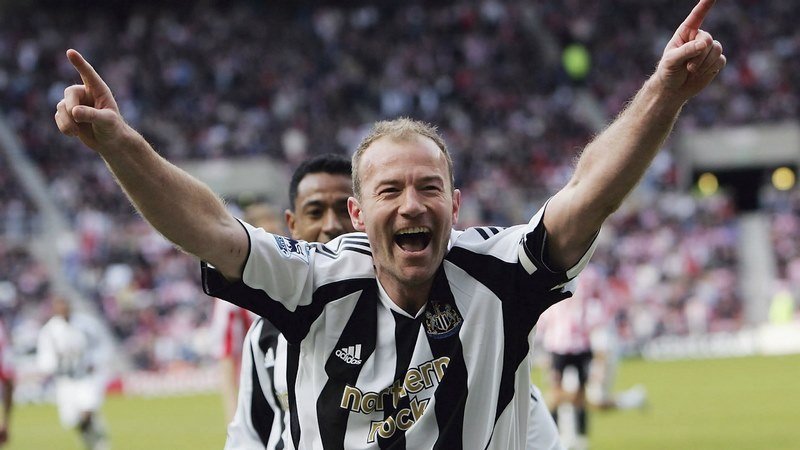 Alan Shearer cầu thủ ghi nhiều bàn thắng nhất ngoại hạng Anh