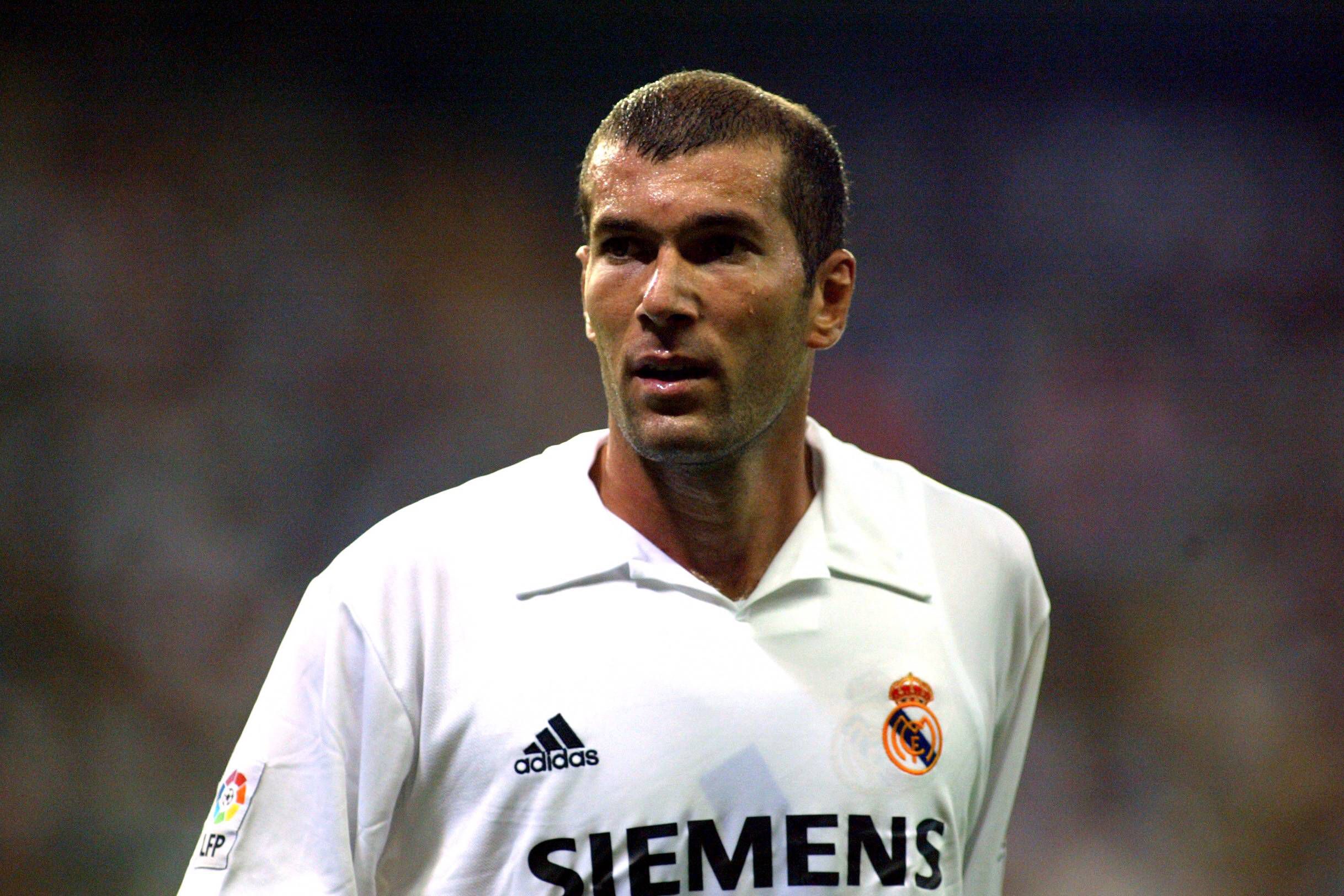 Trong sự nghiệp cầu thủ chuyên nghiệp, Zinedine Zidane đã thi đấu cho 4 CLB. 